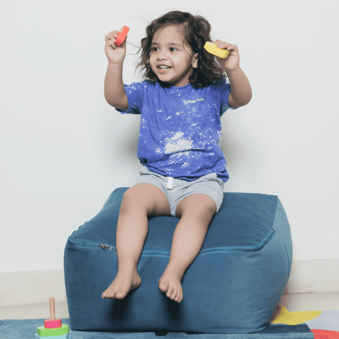 ZipPuff - Kids Pouffe and Lounger (with beans filled)